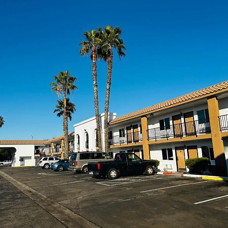 Casa Blanca Express & Suites Cypress Buena Park - Anaheim Area Exterior foto